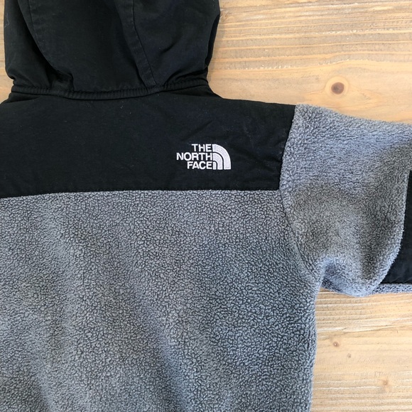 🖤 SOLD 🖤 Toddler North Face Fleece Jacket 2T - Picture 3 of 5